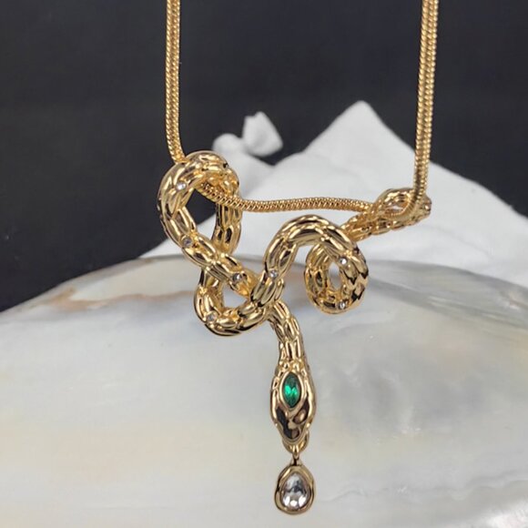 🐍 Bold Gold-Tone Snake Serpent Choker Necklace - Picture 1 of 8